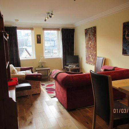 Pamela'S Apartment Edinburgh Exterior foto